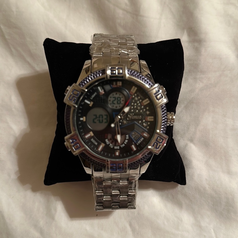 Genoa Men’s Sports Watch